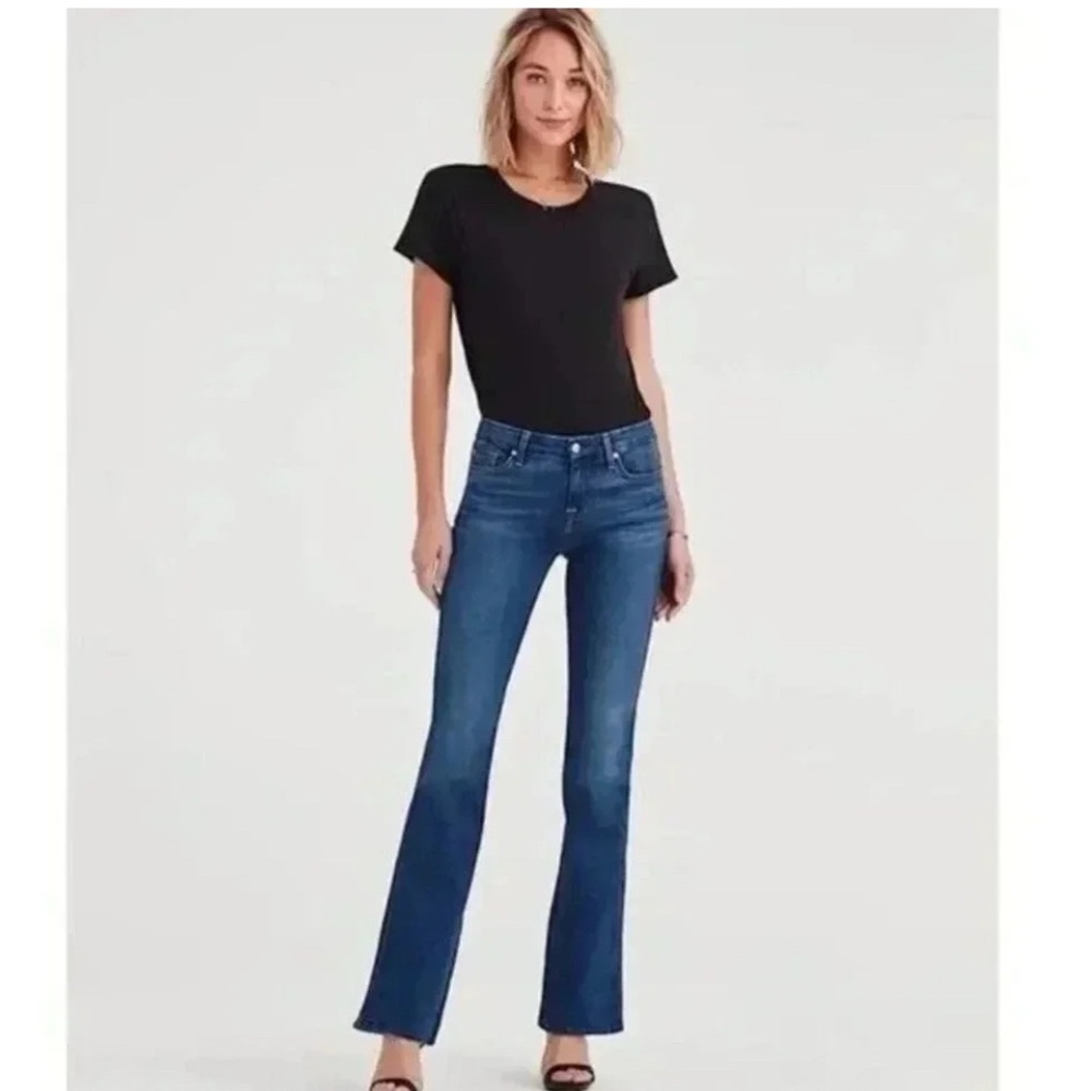 7 For All Mankind Women's Bootcut Dark Blue “A” pocket flare jeans | Size 27